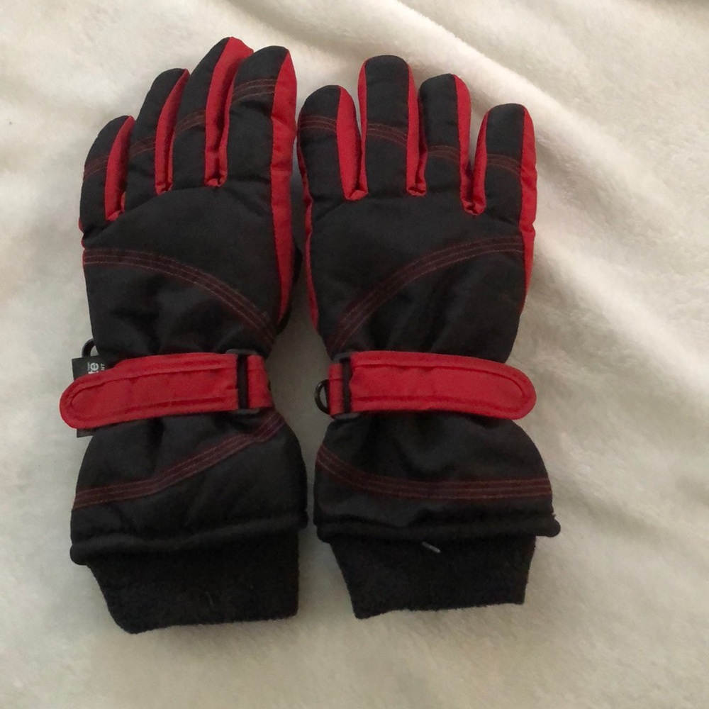 Boys snow gloves
